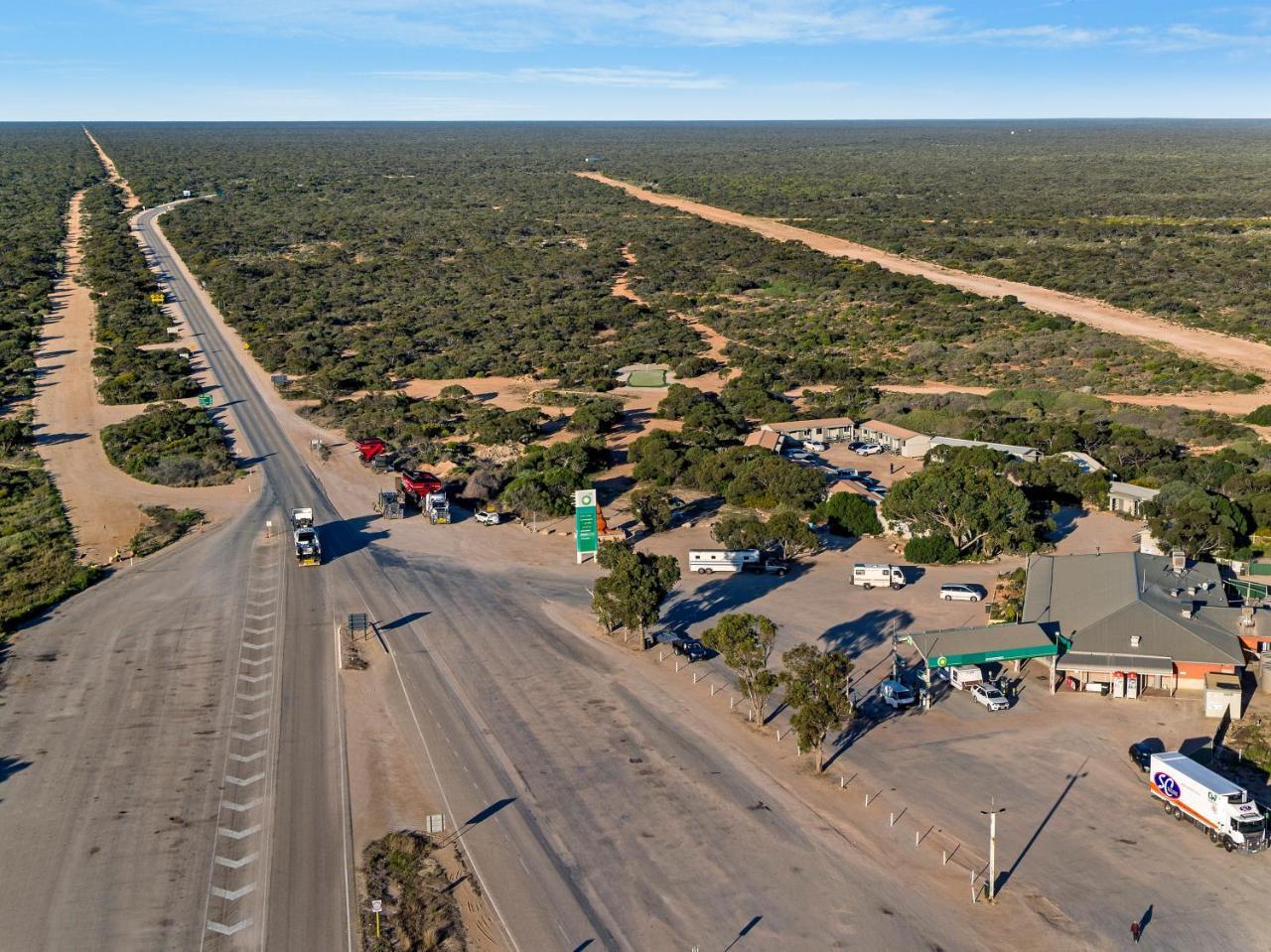 Border Village Roadhouse Exterior foto